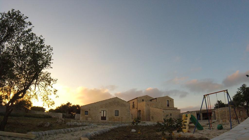 Agriturismo Ara Βίλα Casale Zappulla Εξωτερικό φωτογραφία